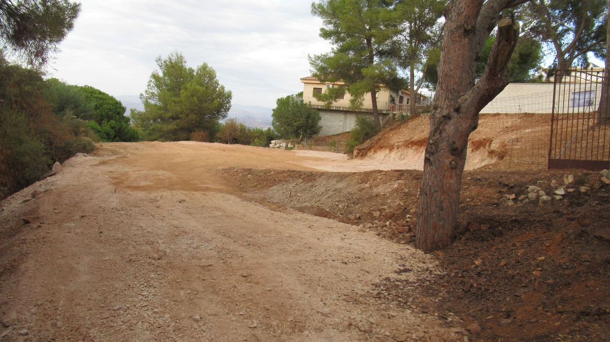 Grundstück in Alhaurín de la Torre
