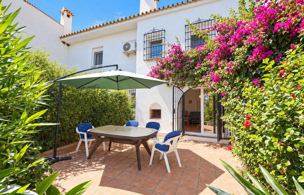 Reihenhaus in Casares Playa