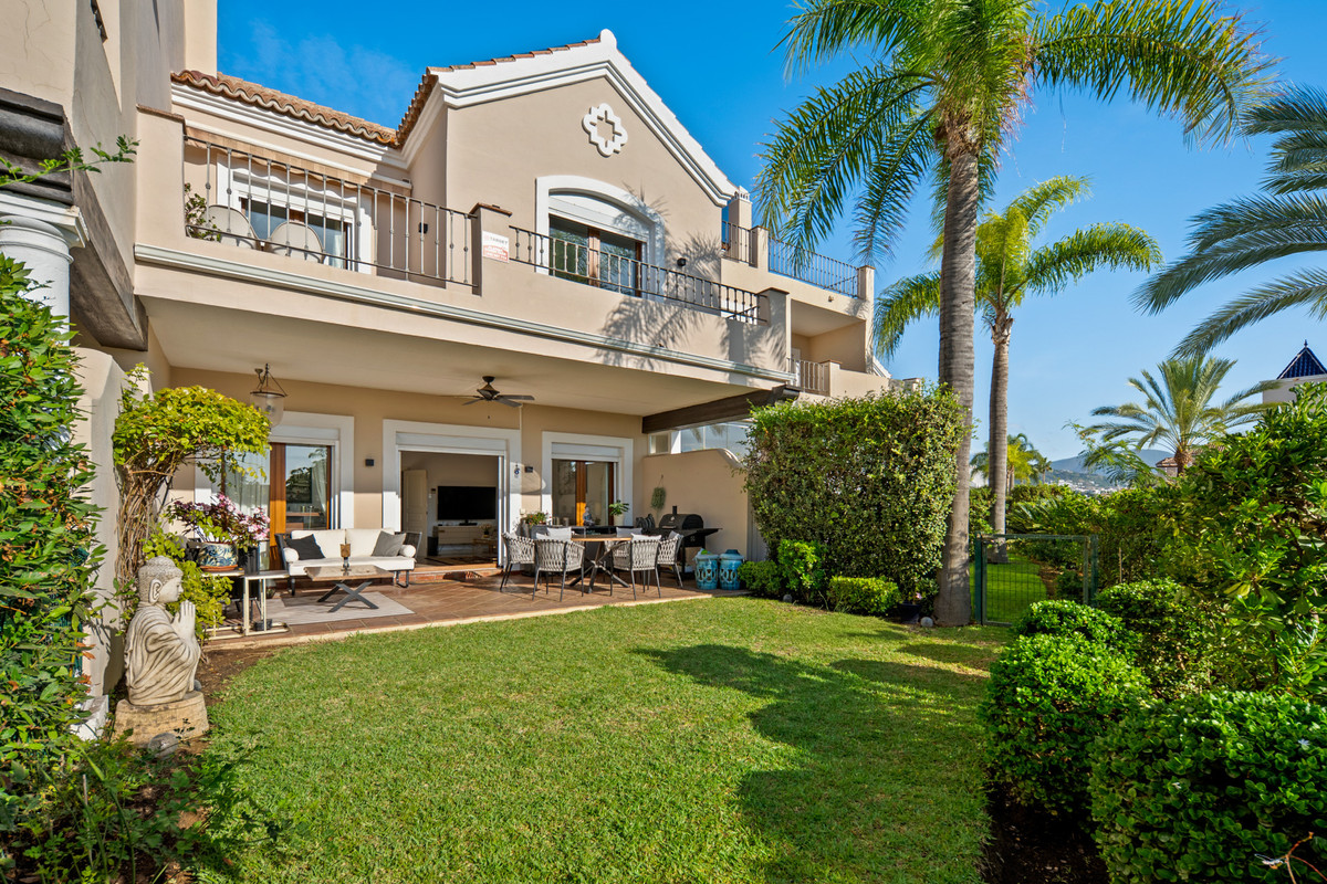 Reihenhaus in El Paraiso