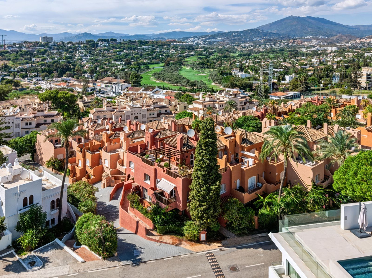 Reihenhaus in Nueva Andalucía