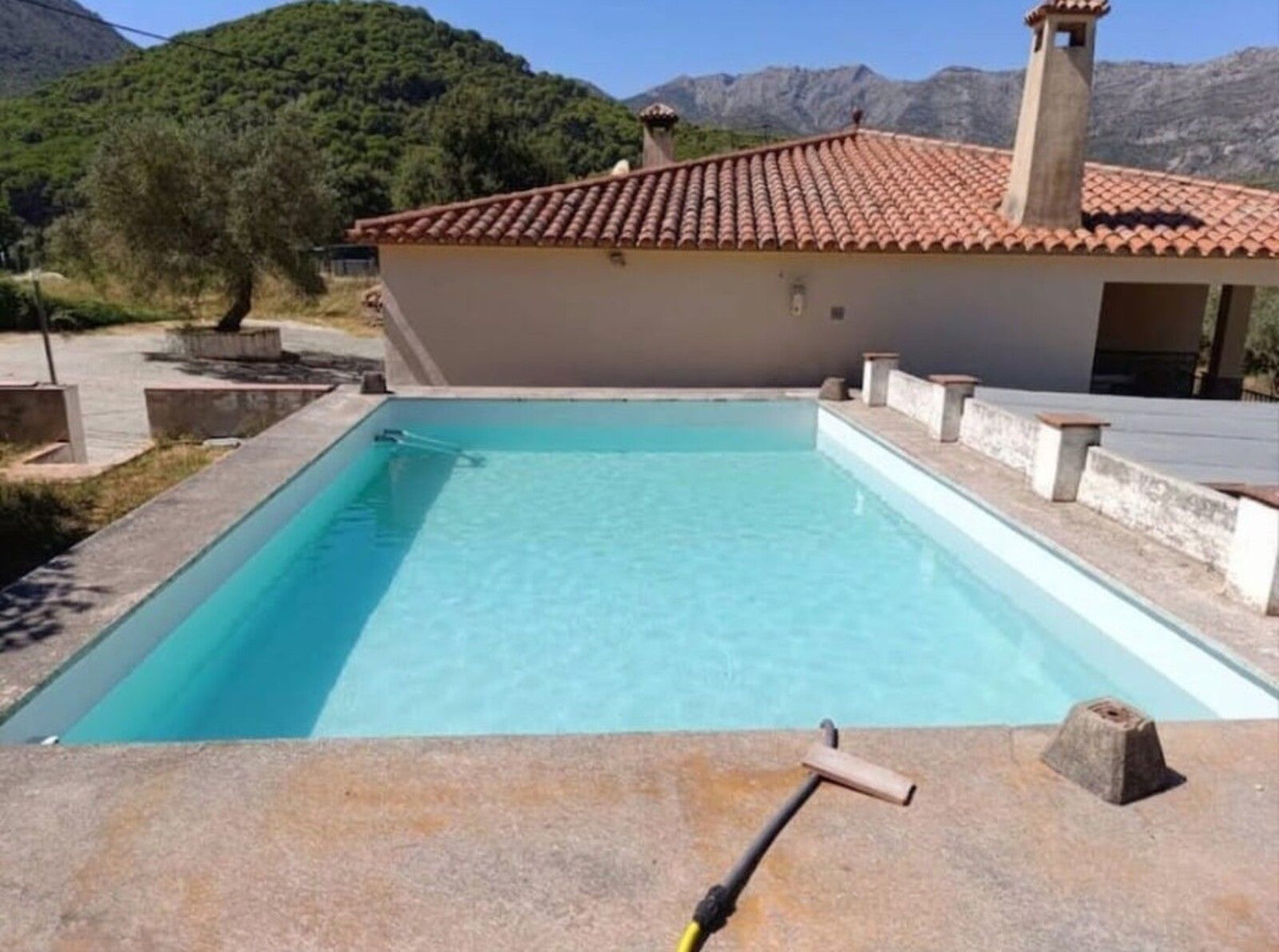 Villa in Ojén