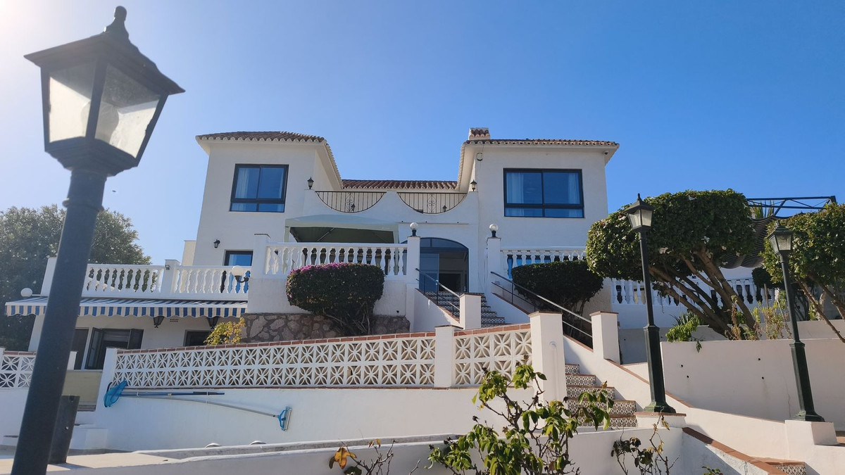 Villa in Mijas Costa