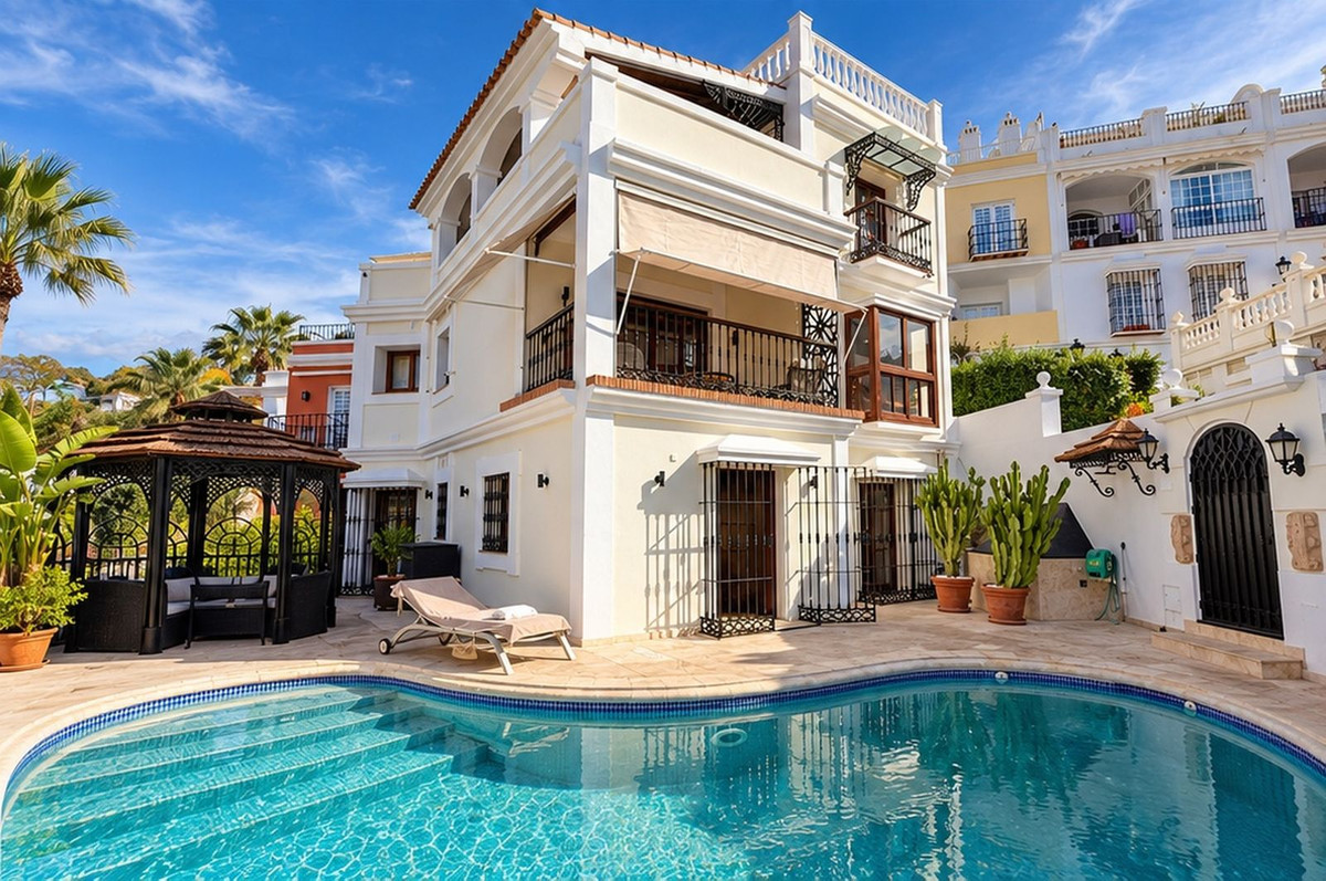 Villa in Aloha