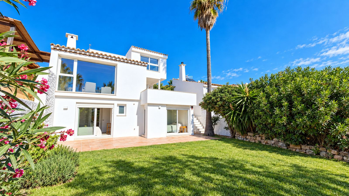 Villa in Estepona