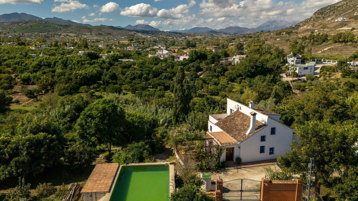 Finca in Alhaurín el Grande Centro