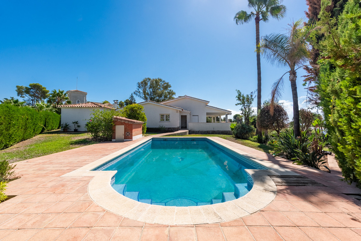 Villa in Atalaya